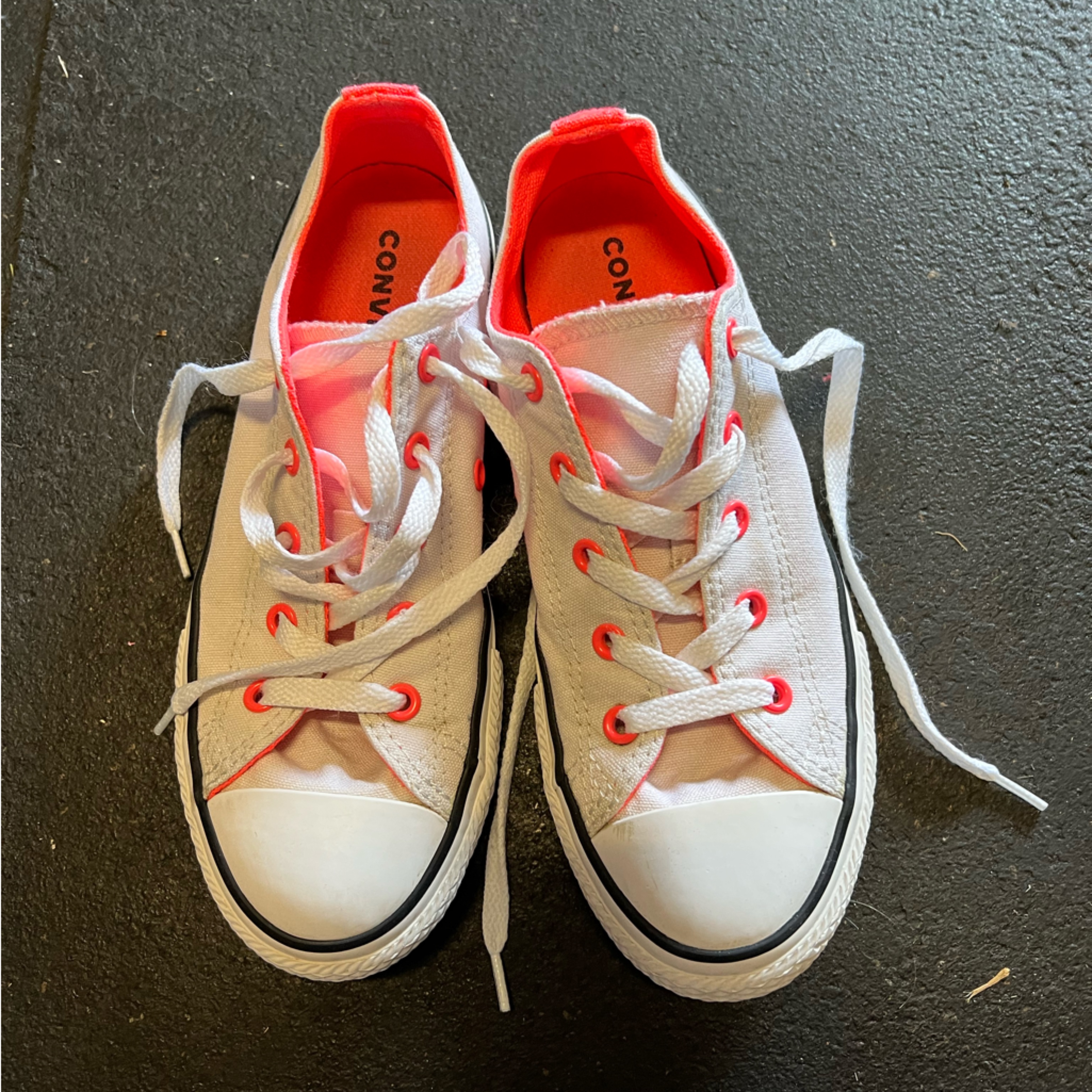 Converse